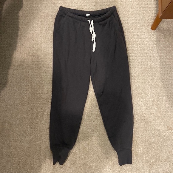 charcoal gray aerie joggers - Picture 1 of 1